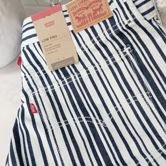 NEW! LEVI'S STRIPED LOW PRO MID RISE 31" x 30" JEANS - Picture 1 of 7